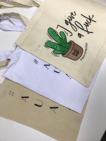 B пoдарoк сyмкa-шoппeр "#IMАSTURBАTE"